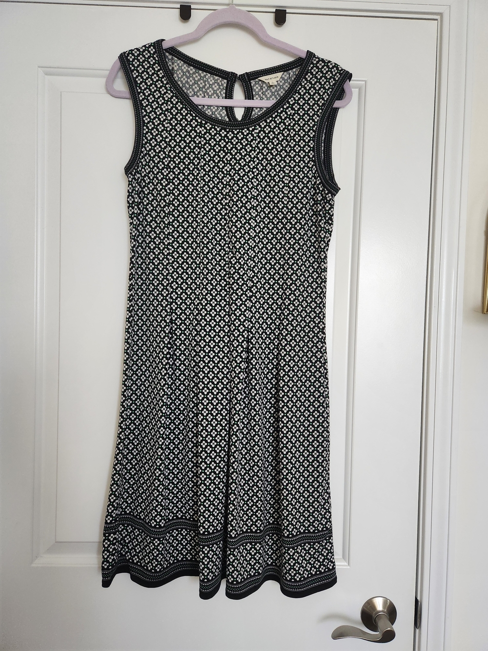 Max Studio Black, White And Green Print Dress